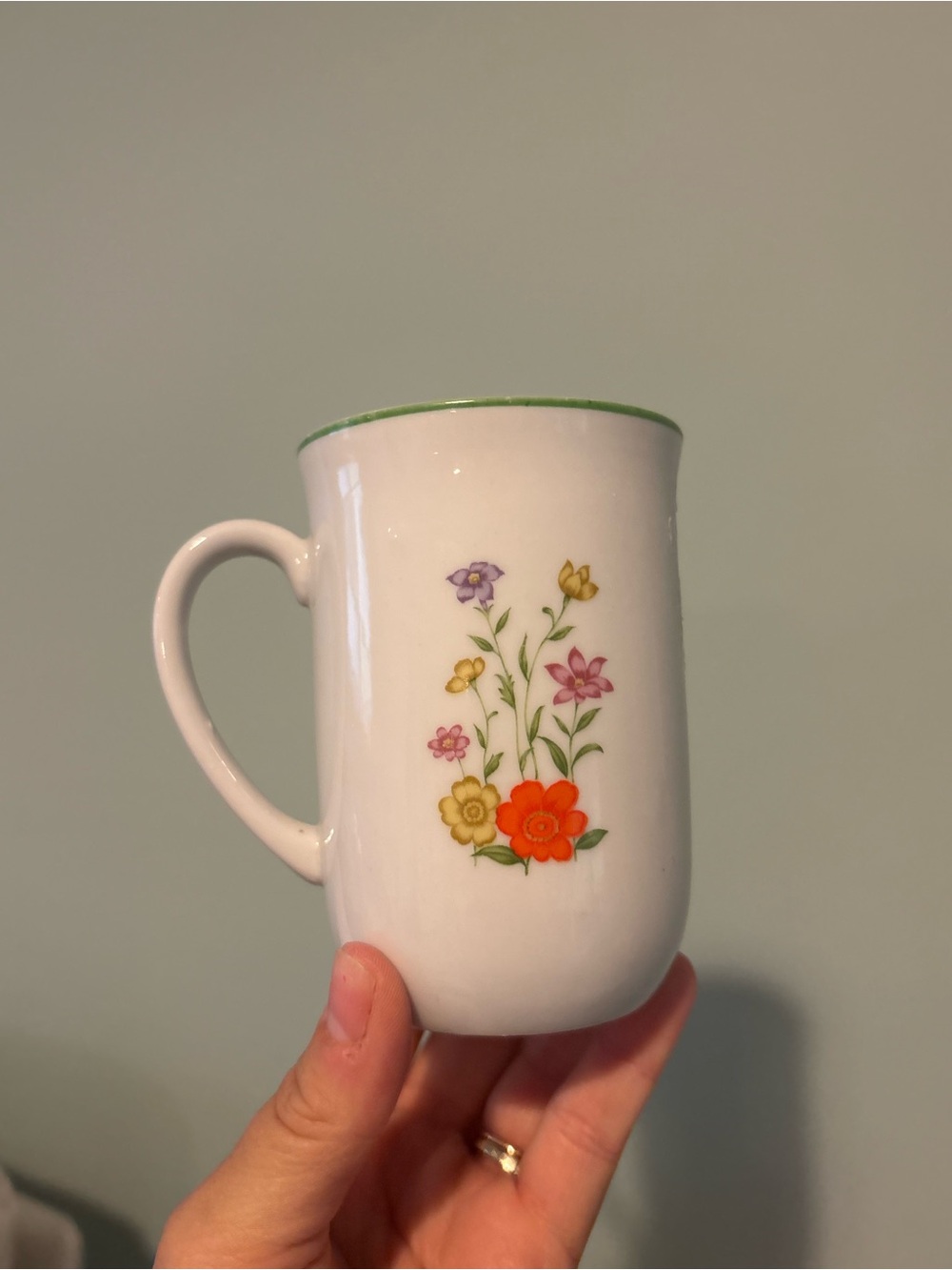 vintage Dolphin Fine China "Tivoli" pattern coffee mug 🧡🌼🪩 - Picture 2 of 3